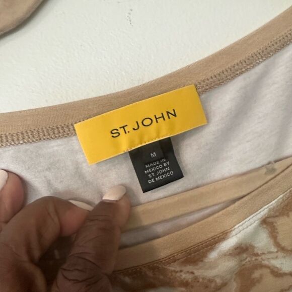 St. John Animal Print Short-sleeved Top M - Picture 7 of 7